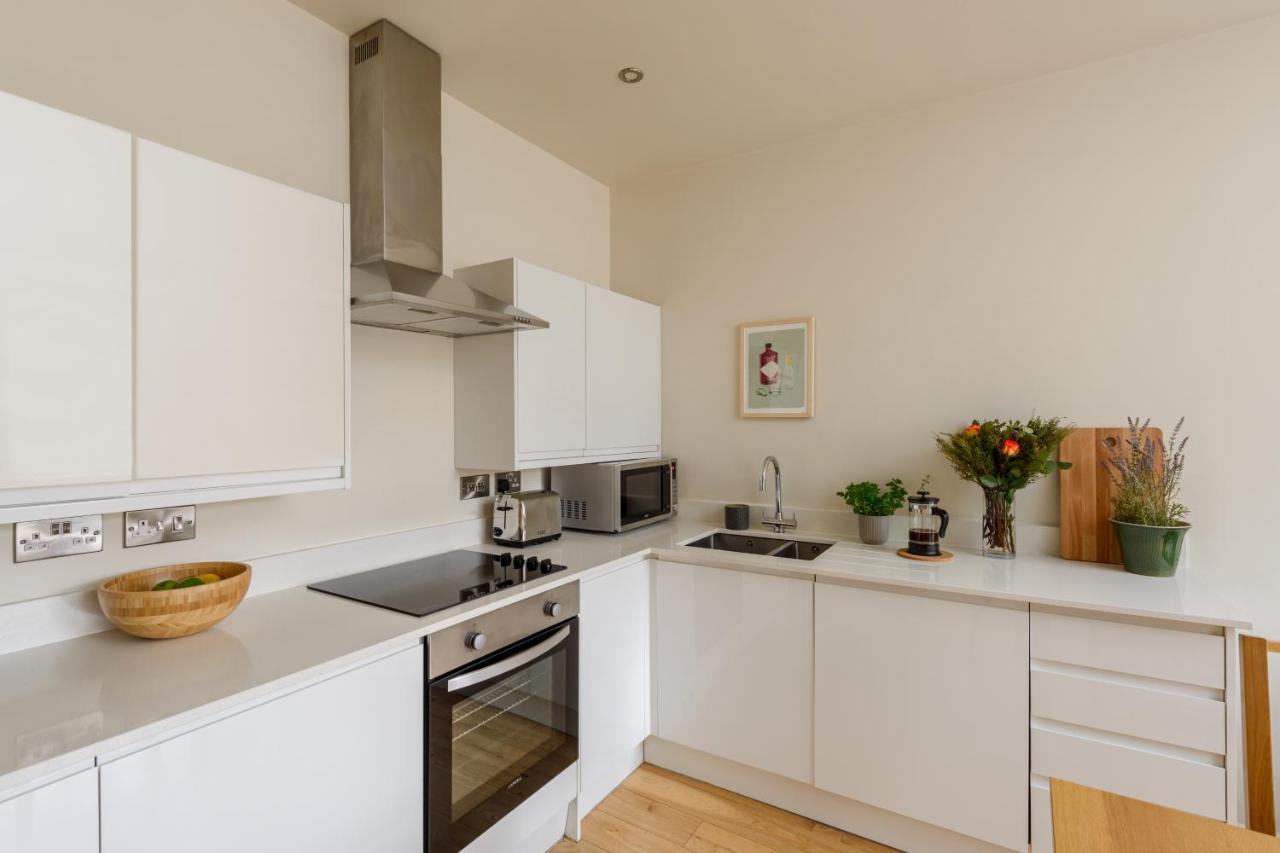 The Lady Stair's - Royal Mile Apartment EDI